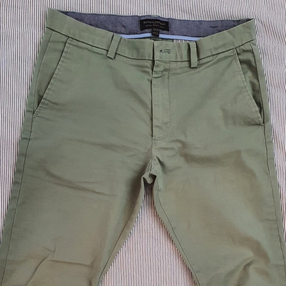 Banana Republic Mason Fit Chino